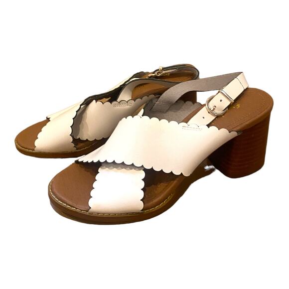 Faryl Robin Women's Scalloped Slingback Heels Size 6.5 White/Brown - Picture 2 of 7